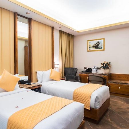 Marine Inn Hotel Kochi Exterior photo