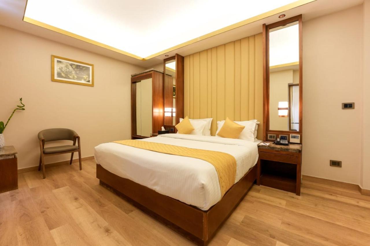 Marine Inn Hotel Kochi Exterior photo